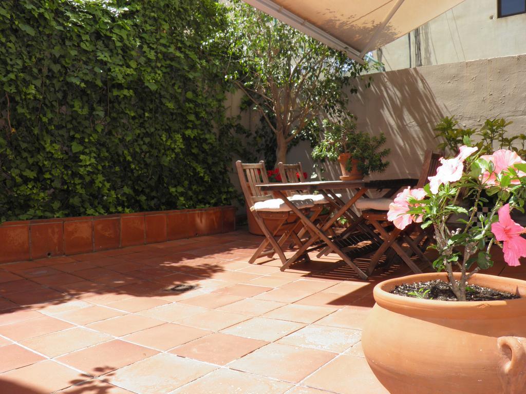 Suitur Courtyard Apartment Barcelona Exterior photo